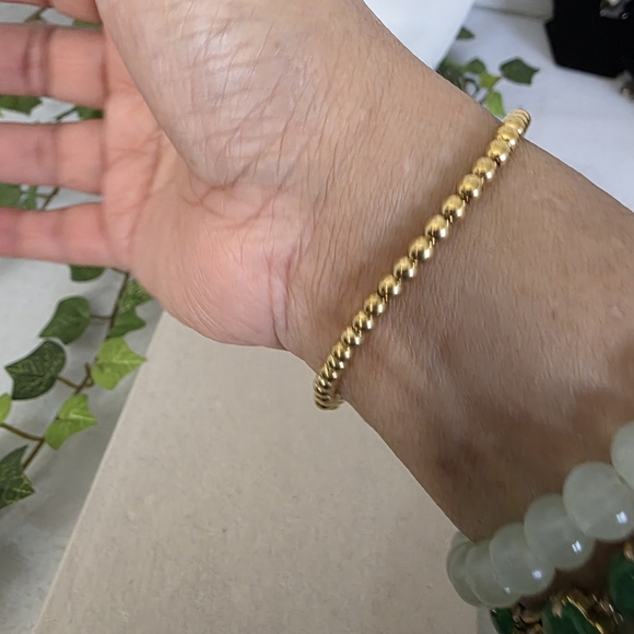 Brass Bead Stretch Bracelet with Mary Jane Leaf Charm - Picture 6 of 7